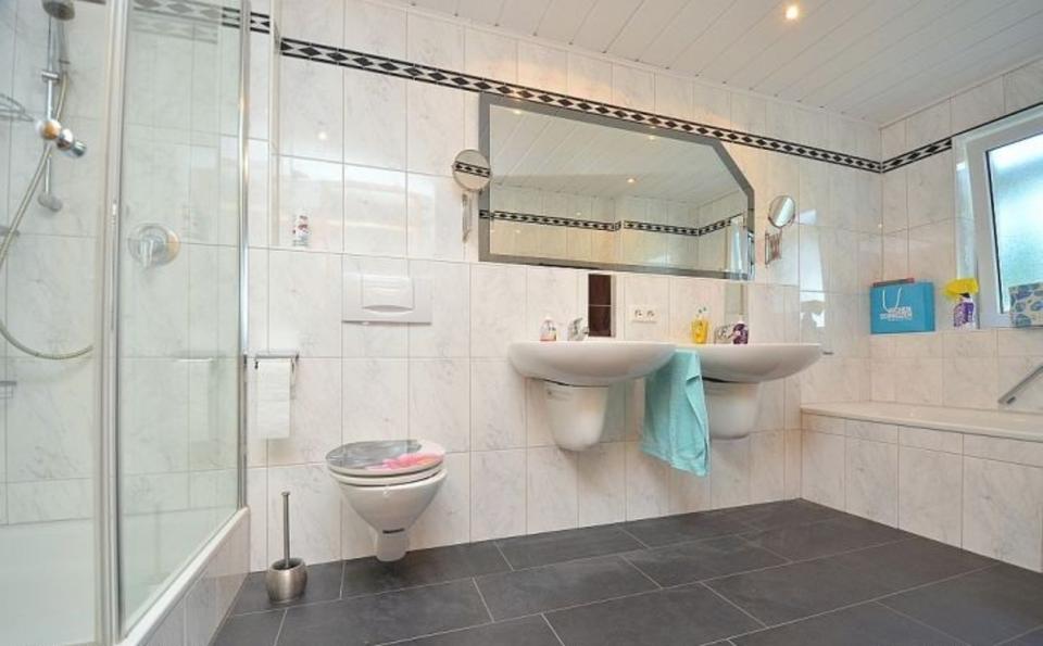 Mehrfamilienhaus, Wohnhaus Sindelfingen Eichholz - 3.5 Zimmer, 85 m&sup2;, 385.000&euro; | Angebot:25483796