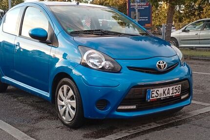 Toyota Aygo (X) 75.765 km 4.800 &euro; Esslingen am Neckar 73734