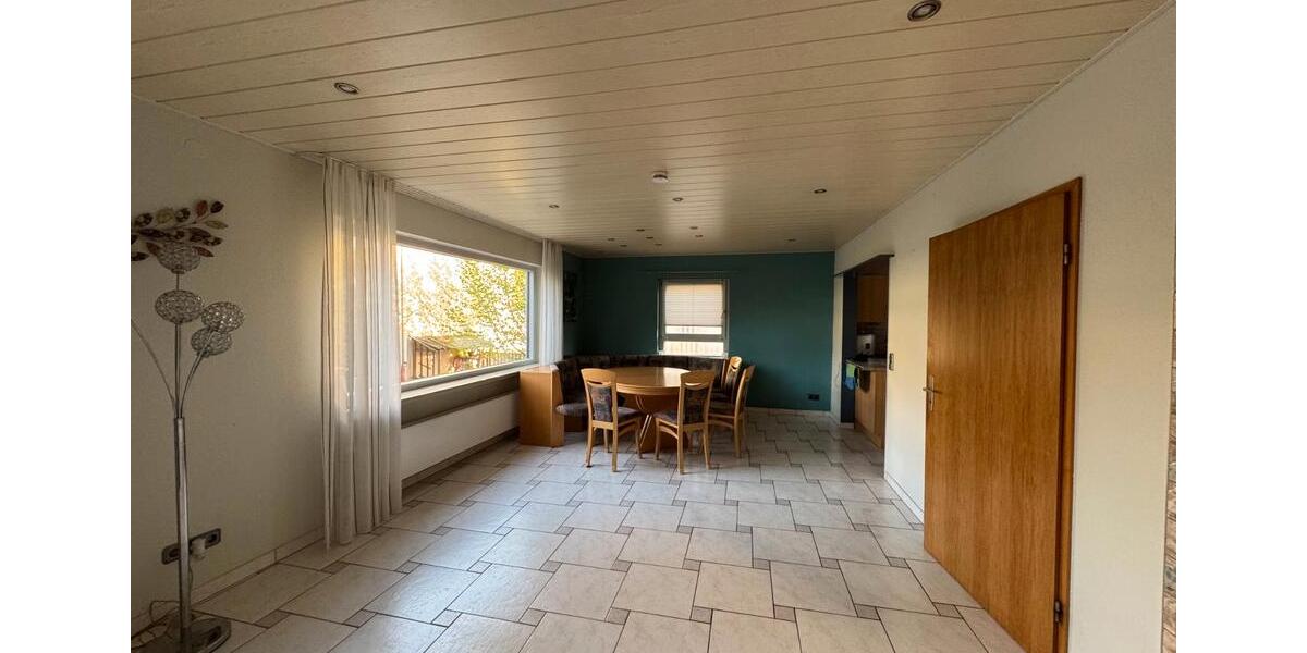 Einfamilienhaus Tübingen Lustnau - 6 Zimmer, 220 m&sup2;, 910.000&euro; | Angebot:26373124