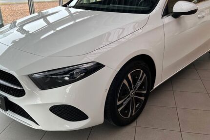 Mercedes-Benz A 180 13.525 km 28.600 &euro; Burladingen 72393