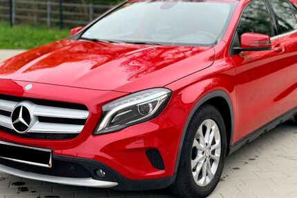 Mercedes-Benz GLA 200 124.000 km 14.400 &euro; Metzingen 72555