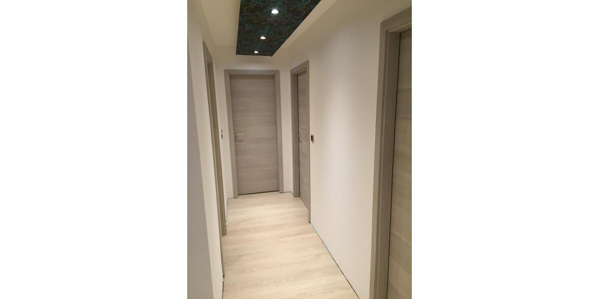 Etagenwohnung Sindelfingen Eichholz - 3.5 Zimmer, 87 m&sup2;, 265.000&euro; | Angebot:21156121