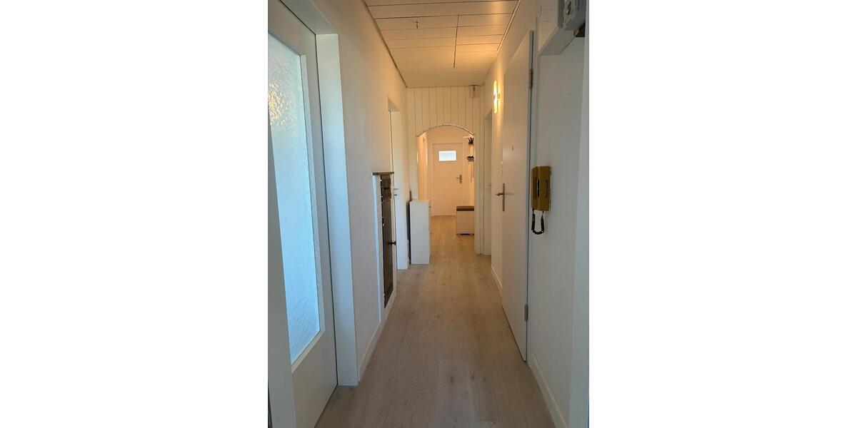 Dachgeschoßwohnung Leinfelden-Echterdingen Echterdingen - 5 Zimmer, 77 m&sup2;, 1.590&euro; | Angebot:27545344