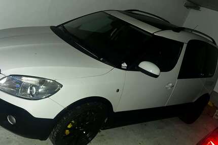 Skoda Roomster 179.070 km 2.800 &euro; Bitz 72475