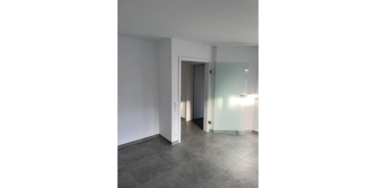 Etagenwohnung Kirchheim unter Teck - 3.5 Zimmer, 94 m&sup2;, 1.100&euro; | Angebot:26048951