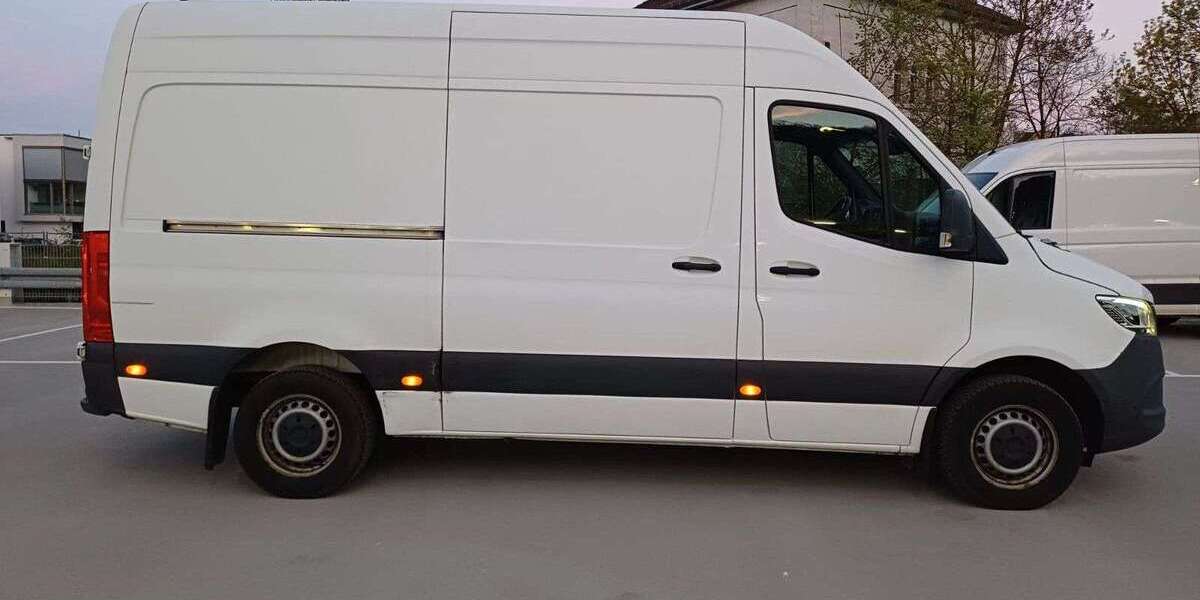 Mercedes-Benz Sprinter 219.000 km 20.800 &euro; Esslingen am Neckar 73733