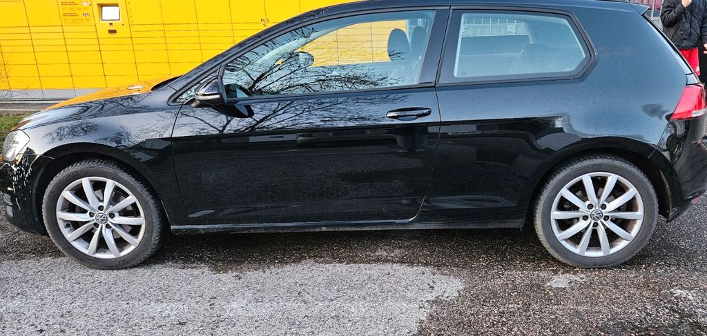 VW Golf 123.000 km 9.000 &euro; Kirchheim unter Teck 73230