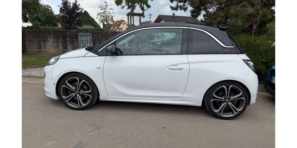 Opel Adam 126.333 km 8.490 &euro; Grötzingen 72631