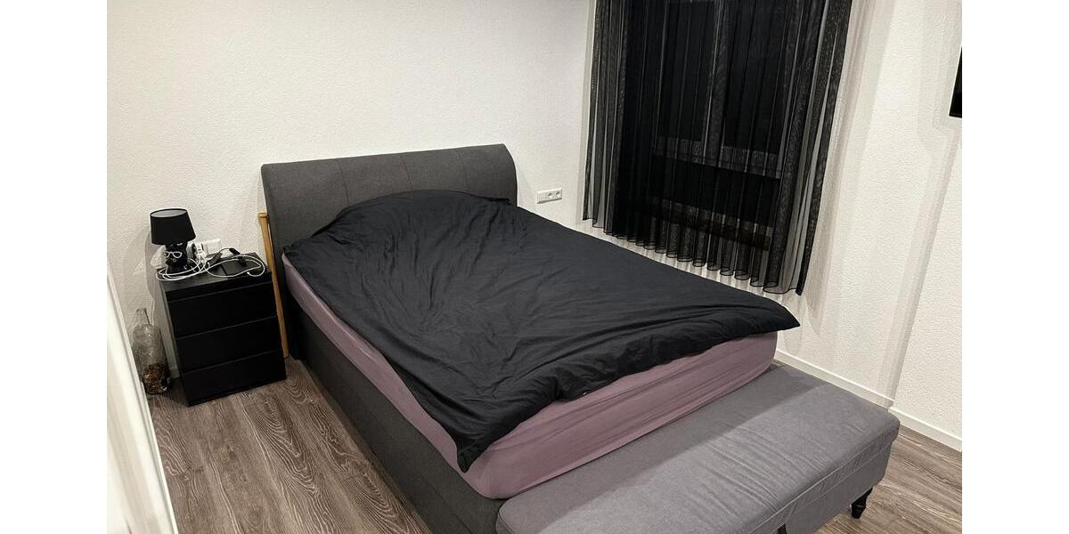 Einfamilienhaus Herrenberg - 2 Zimmer, 55 m&sup2;, 750&euro; | Angebot:27649438