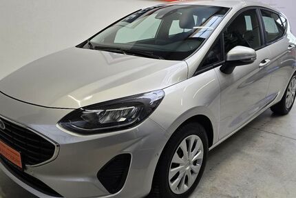 Ford Fiesta 29.990 km 11.890 &euro; Altingen (Kreis Tübingen) 72119
