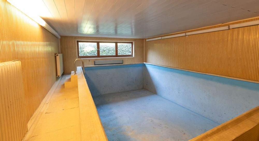 Bungalow Reutlingen Römerschanze - 6 Zimmer, 193 m&sup2;, 698.000&euro; | Angebot:25743278