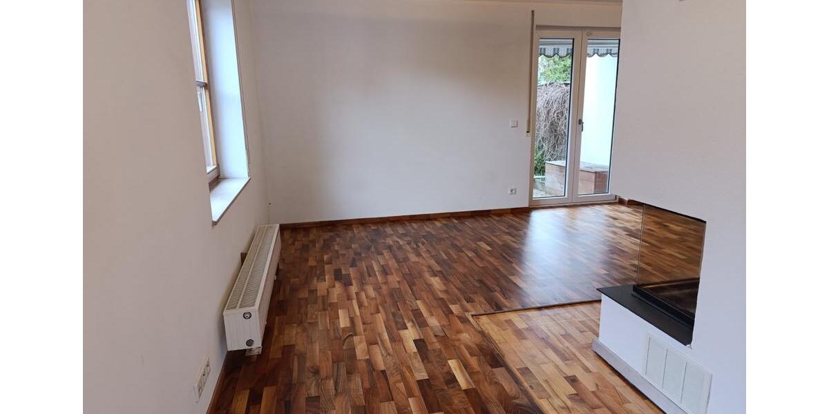 Reihenhaus Holzgerlingen - 4 Zimmer, 139 m&sup2;, 1.900&euro; | Angebot:25976661