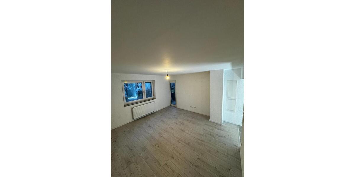 Etagenwohnung Plochingen - 3 Zimmer, 63 m&sup2;, 1.150&euro; | Angebot:25987919
