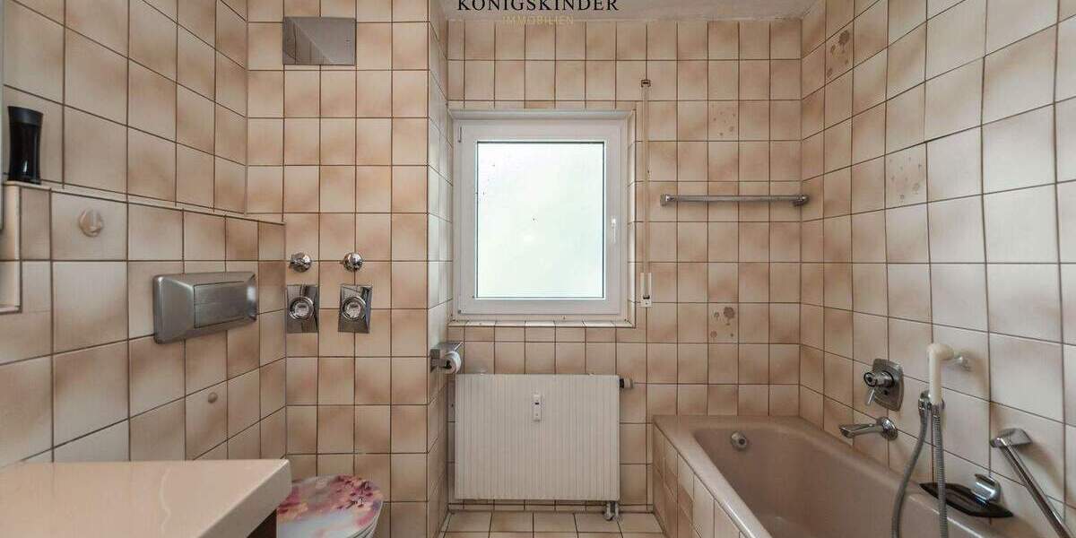 Etagenwohnung Bad Urach - 2 Zimmer, 65 m&sup2;, 199.000&euro; | Angebot:25732897
