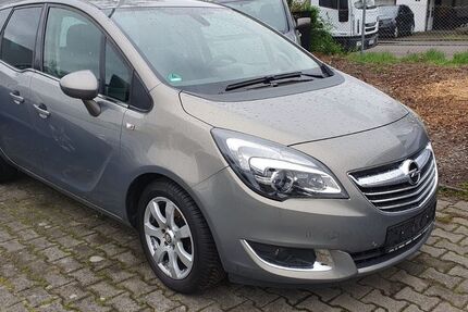 Opel Meriva 128.000 km 6.999 &euro; Wendlingen 73240