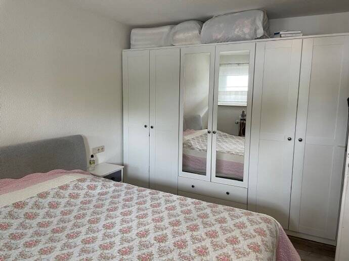 Etagenwohnung Nürtingen Oberensingen - 4 Zimmer, 90 m&sup2;, 299.000&euro; | Angebot:25773635