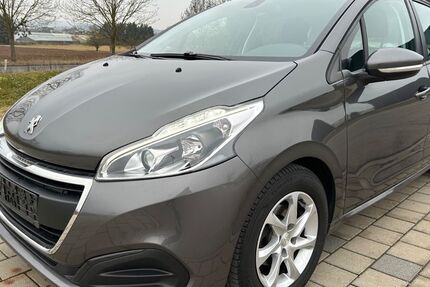 Peugeot 208 69.880 km 8.499 &euro; Schönaich 71101