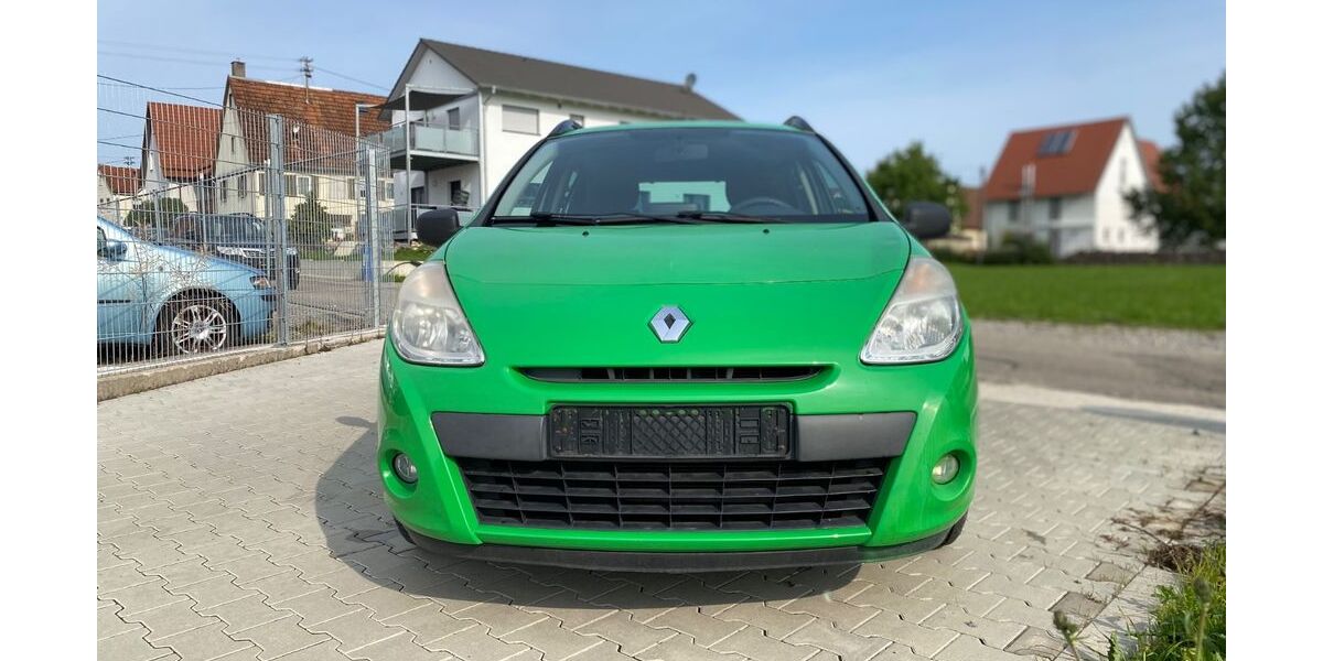 Renault Clio 133.700 km 2.699 &euro; Rangendingen 72414
