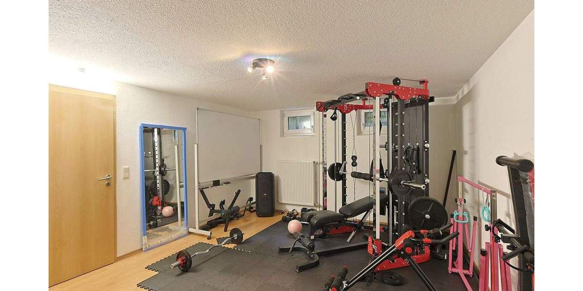 Doppelhaushälfte Waldenbuch - 5 Zimmer, 151 m&sup2;, 700.000&euro; | Angebot:25845921