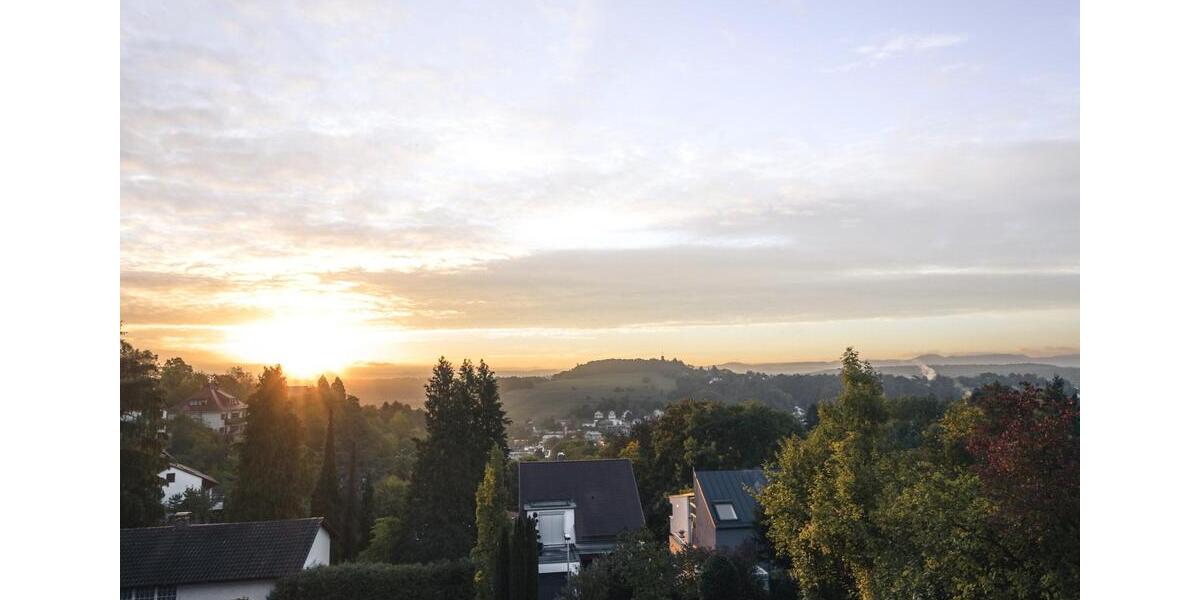 Etagenwohnung Tübingen Schönblick / Winkelwiese - 5.5 Zimmer, 149 m&sup2;, 2.000&euro; | Angebot:26024043