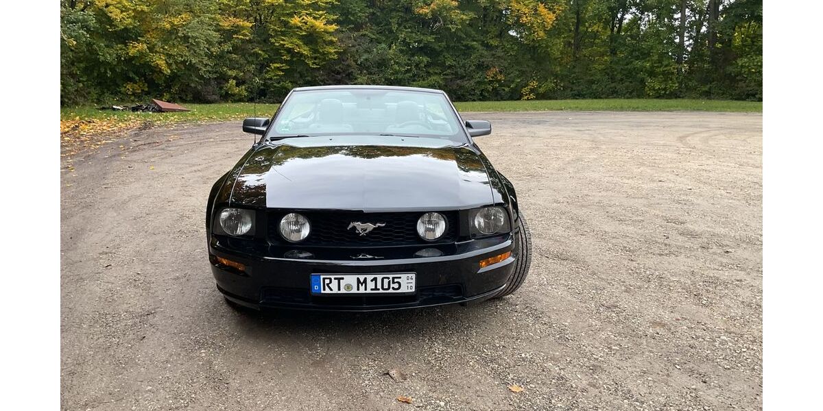 Ford Mustang 178.900 km 17.999 &euro; Metzingen 72555
