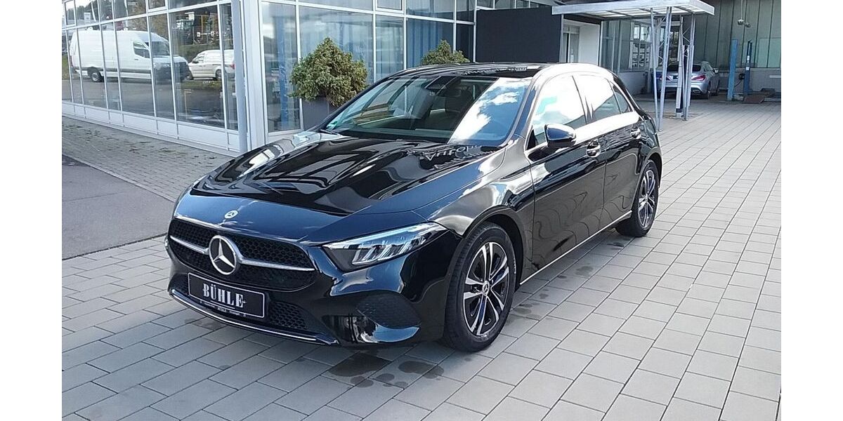 Mercedes-Benz A 180 13.300 km 29.890 &euro; Muensingen 72525