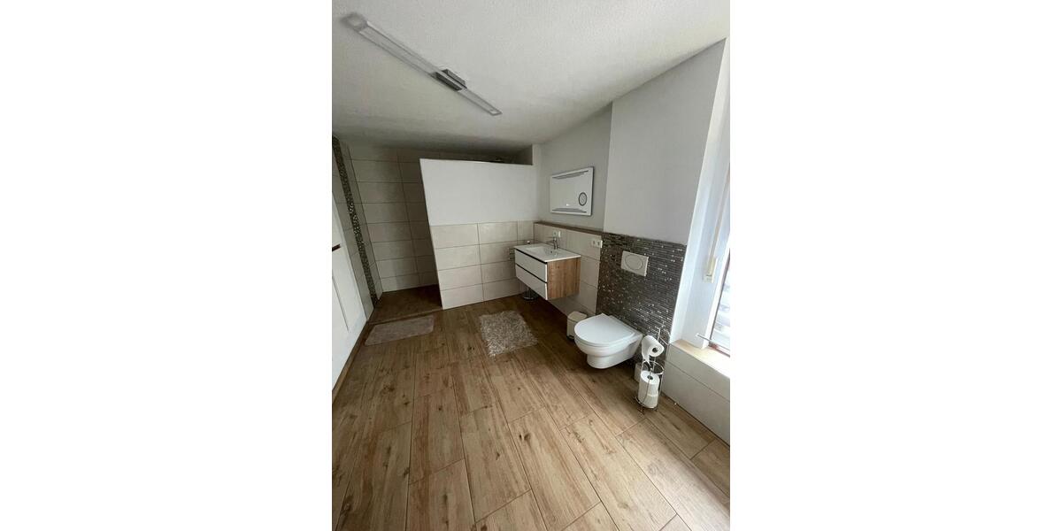 Einfamilienhaus Münsingen - 6 Zimmer, 160 m&sup2;, 2.290&euro; | Angebot:27620331