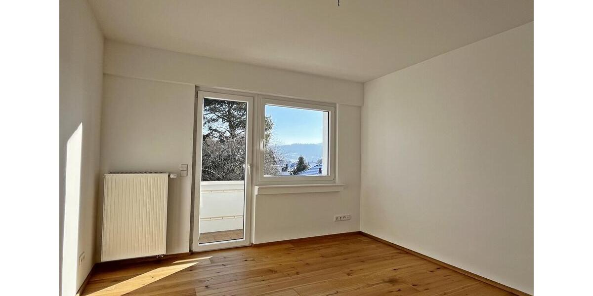 Einfamilienhaus Reutlingen Reutlingen (Kernstadt) - 4.5 Zimmer, 140 m&sup2;, 2.200&euro; | Angebot:25142351