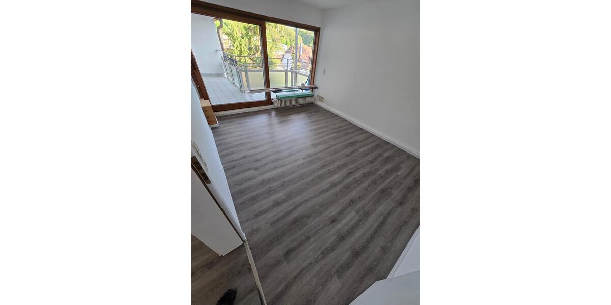 Dachgeschoßwohnung Tübingen Lustnau - 3 Zimmer, 69 m&sup2;, 1.400&euro; | Angebot:26491086