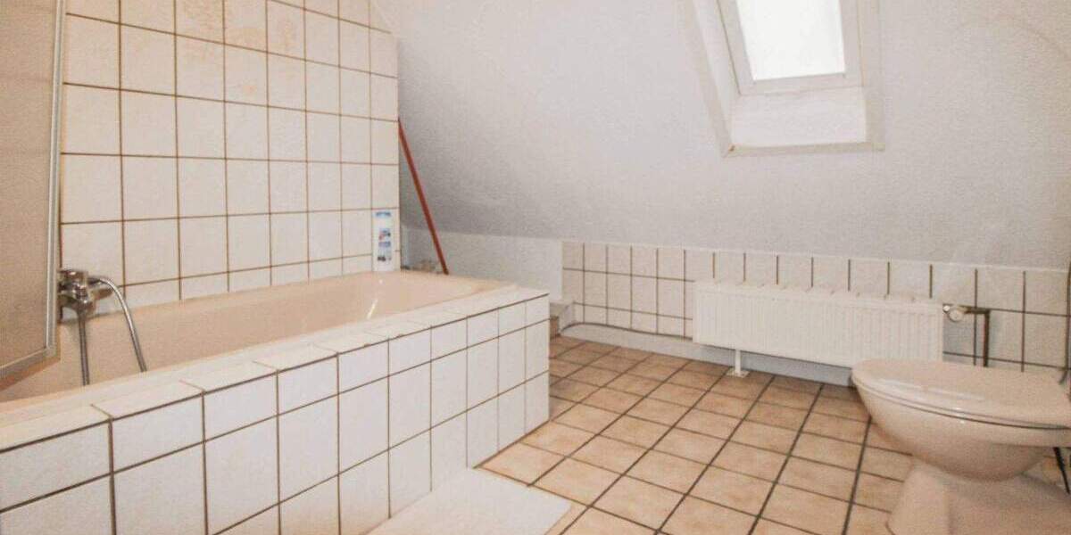 Mehrfamilienhaus, Wohnhaus Bisingen Wessingen - 8 Zimmer, 213 m&sup2;, 399.000&euro; | Angebot:25744514