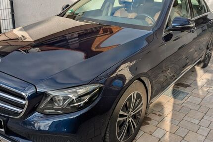 Mercedes-Benz E 200 49.500 km 27.699 &euro; Schönaich 71101