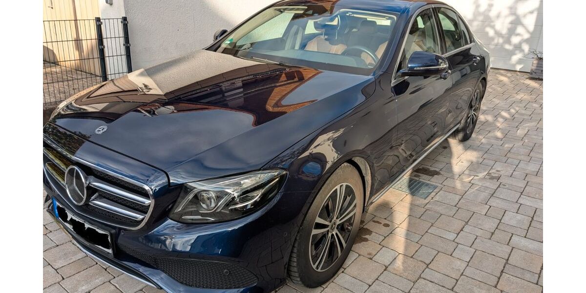 Mercedes-Benz E 200 49.500 km 27.699 &euro; Schönaich 71101