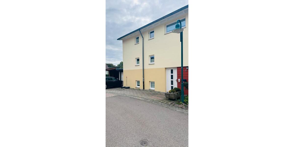 Doppelhaushälfte Erkenbrechtsweiler - 6.5 Zimmer, 155 m&sup2;, 1.700&euro; | Angebot:27617772