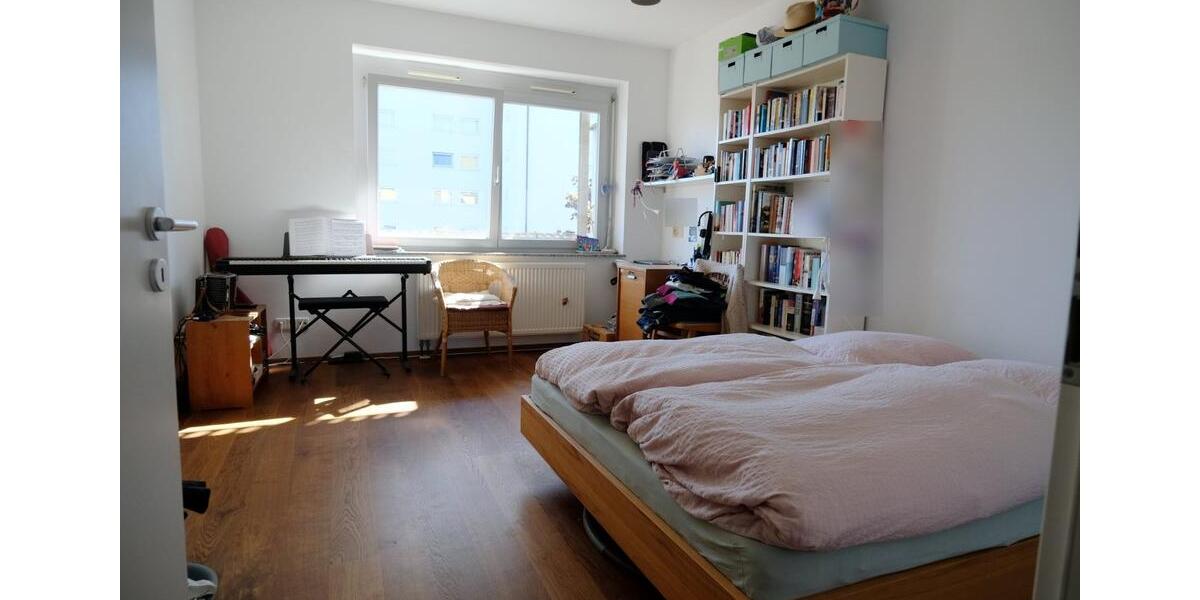 Etagenwohnung Tübingen Derendingen - 4 Zimmer, 135 m&sup2;, 695.000&euro; | Angebot:27566501