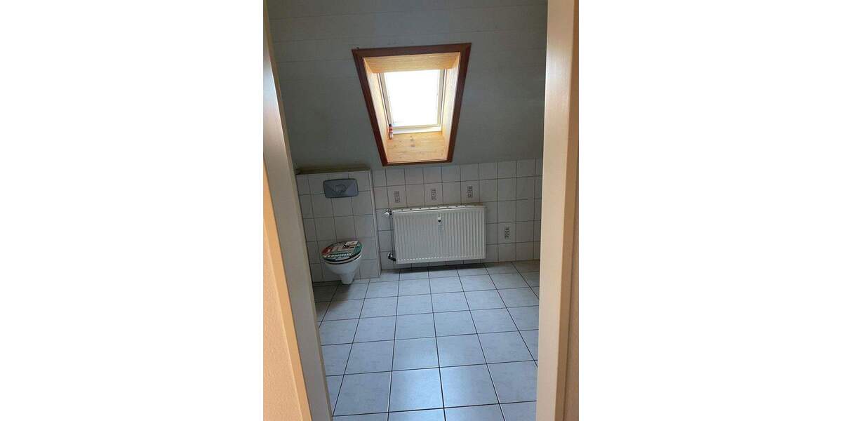 Etagenwohnung Reutlingen Ringelbach - 3 Zimmer, 70 m&sup2;, 280.000&euro; | Angebot:25657615