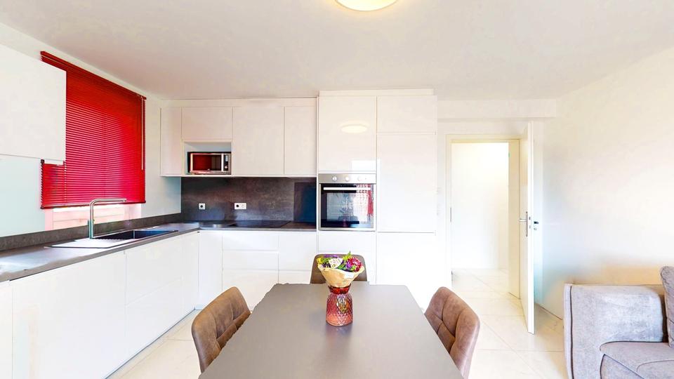 Mehrfamilienhaus, Wohnhaus Neuffen - 8.5 Zimmer, 263 m&sup2;, 1.250.000&euro; | Angebot:23424654