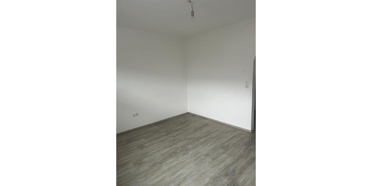Erdgeschoßwohnung Bisingen - 1 Zimmer, 34 m&sup2;, 430&euro; | Angebot:25902066
