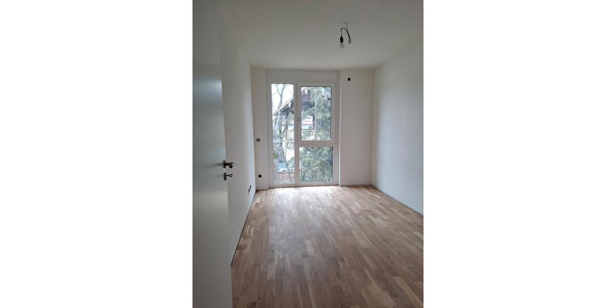 Etagenwohnung Kirchheim unter Teck - 3 Zimmer, 80 m&sup2;, 1.350&euro; | Angebot:25960855