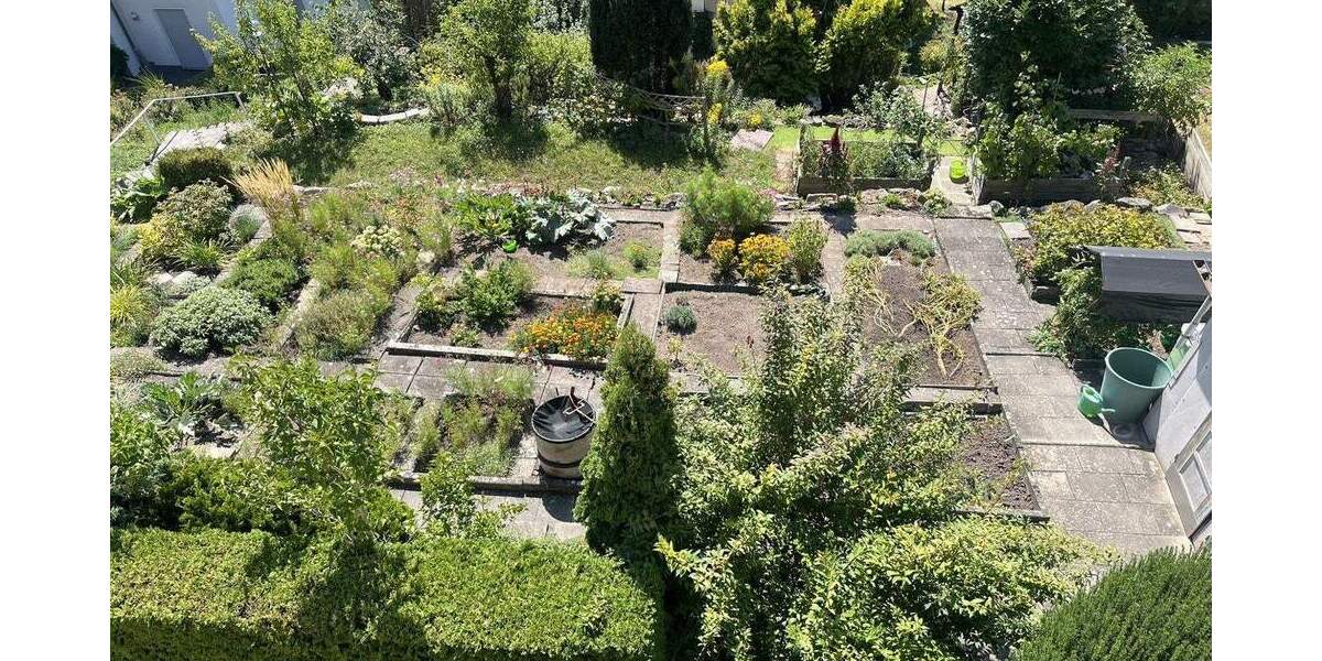 Etagenwohnung Böblingen - 3 Zimmer, 101 m&sup2;, 499.000&euro; | Angebot:25796429