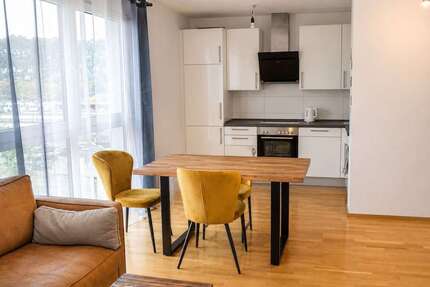 Wohnung Esslingen am Neckar Innenstadt - 3 Zimmer, 68 m&sup2;, 1.280&euro; | Angebot:27116376
