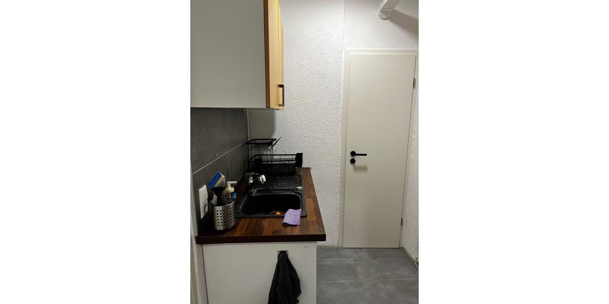 Etagenwohnung Reutlingen - 1 Zimmer, 1 m&sup2;, 550&euro; | Angebot:25657975