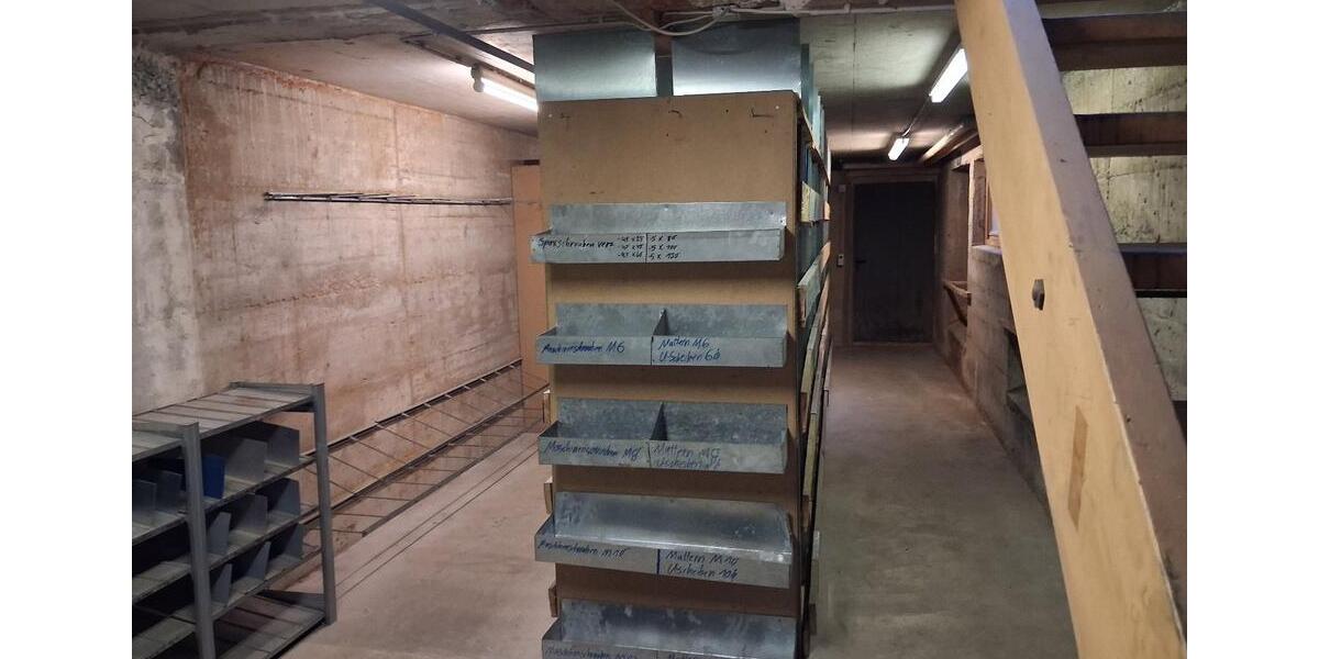 Gewerbeobjekt Reutlingen - 1.350&euro; | Angebot:25811409