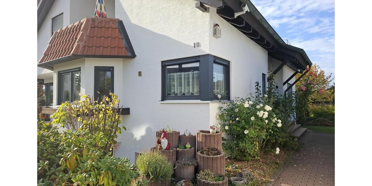 Erdgeschoßwohnung Dettenhausen - 3 Zimmer, 100 m&sup2;, 1.300&euro; | Angebot:27598188
