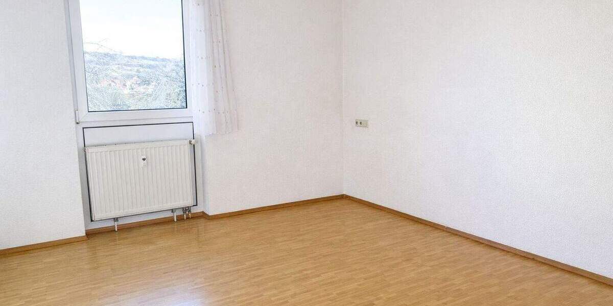 Etagenwohnung Hechingen Stein - 3 Zimmer, 75 m&sup2;, 219.000&euro; | Angebot:25731489