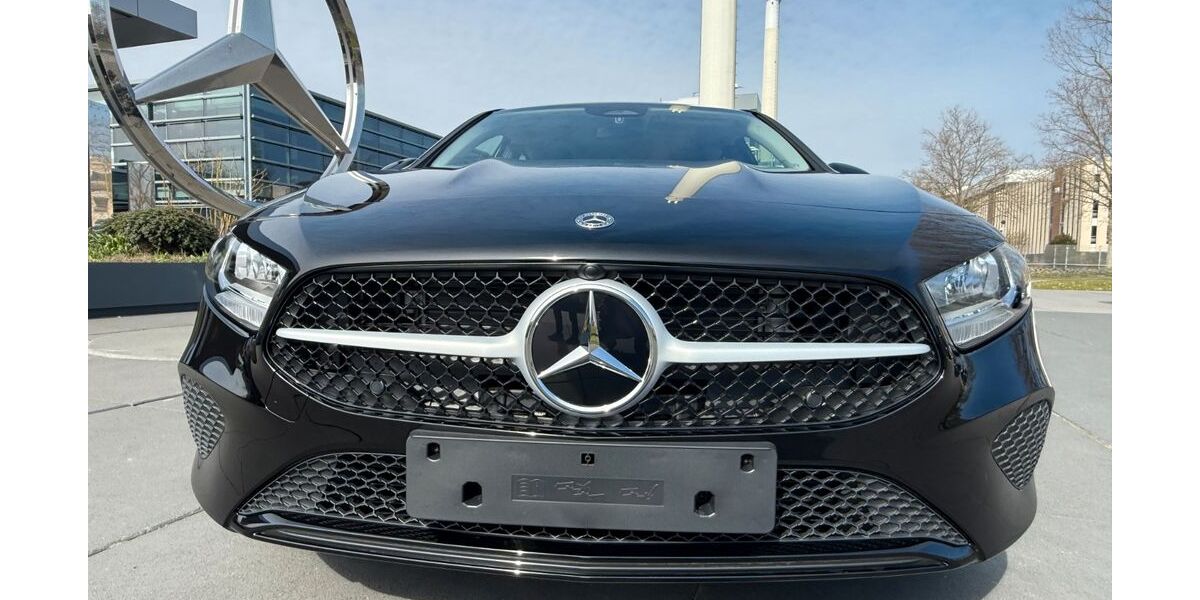 Mercedes-Benz A 180 20.000 km 40.000 &euro; Böblingen 71034