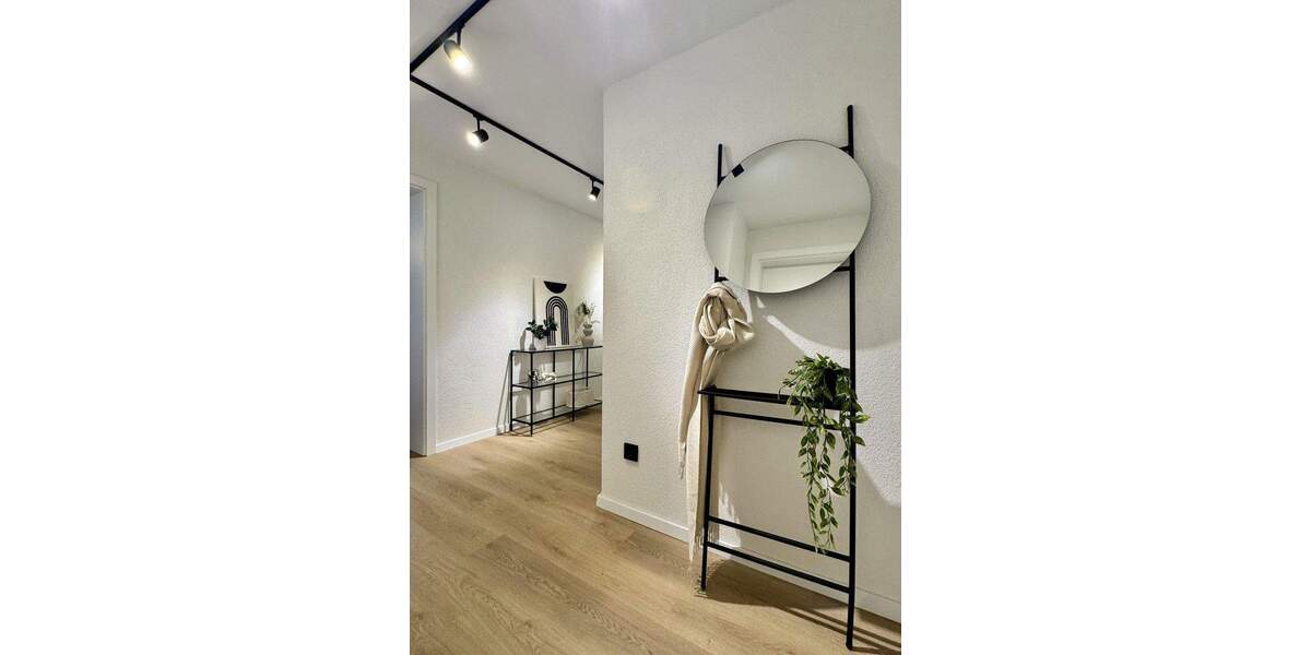 Etagenwohnung Sindelfingen Nord - 4 Zimmer, 94 m&sup2;, 420.000&euro; | Angebot:25771953