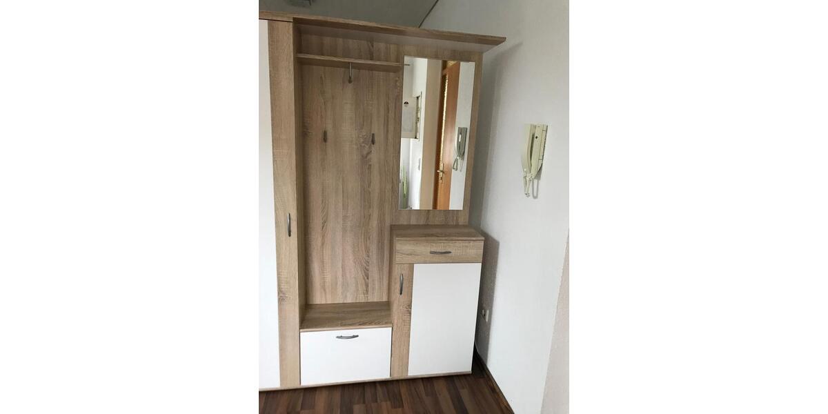 Dachgeschoßwohnung Neidlingen - 2.5 Zimmer, 65 m&sup2;, 690&euro; | Angebot:24338091