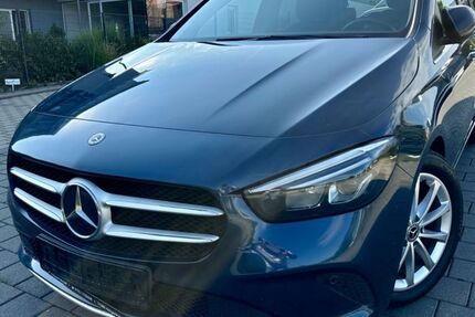 Mercedes-Benz B 180 180.000 km 16.960 &euro; Holzgerlingen 71088