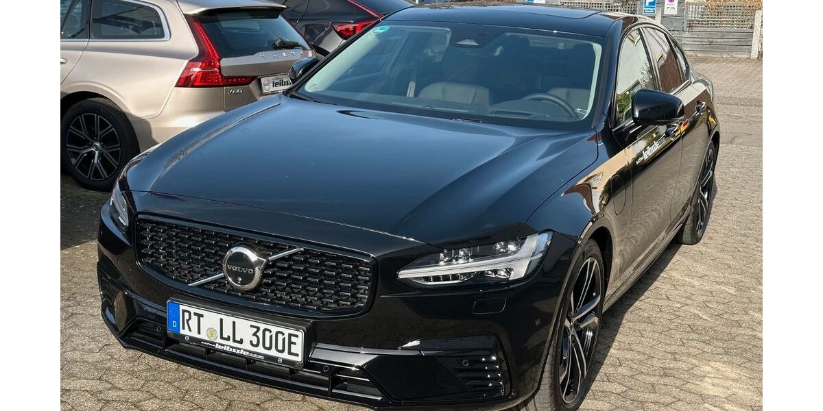 Volvo S90 3.000 km 68.990 &euro; Reutlingen 72760