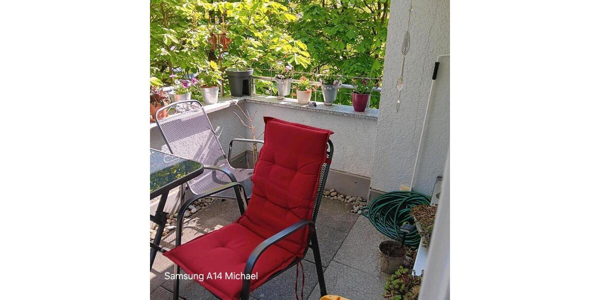 Dachgeschoßwohnung Reutlingen - 3 Zimmer, 55 m&sup2;, 220.000&euro; | Angebot:26316343